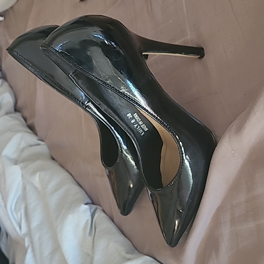 Heel - Picture 4 of 5